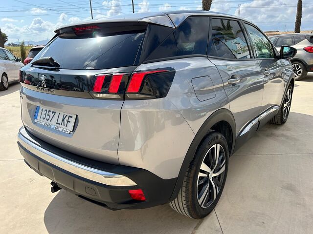 PEUGEOT 3008 ALLURE 1.2 E-THP AUTO SPANISH LHD IN SPAIN 43000 MILES SUPER 2020